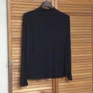 Kate & Mallory Black Blouse